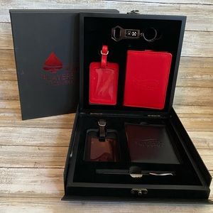 Carnival Cruise Players Club Travel Set